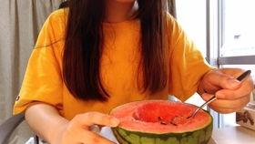 炸裂吃瓜留学生,揭秘校园生活背后的八卦风云