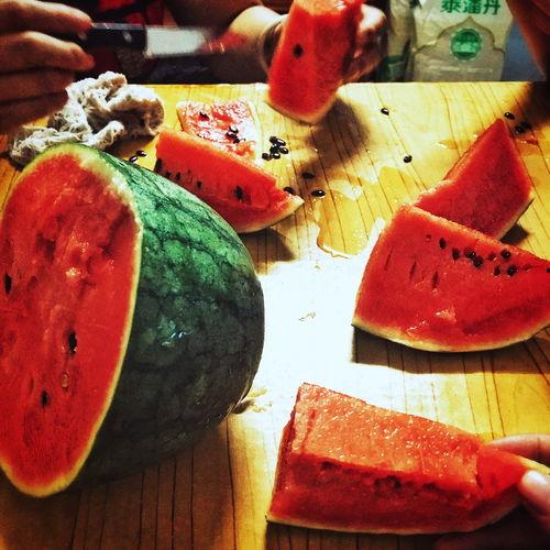 吃瓜人文摄影作品,揭秘吃瓜人文摄影的视觉盛宴