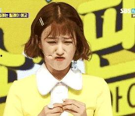 女人发吃瓜表情,女人吃瓜表情背后的秘密